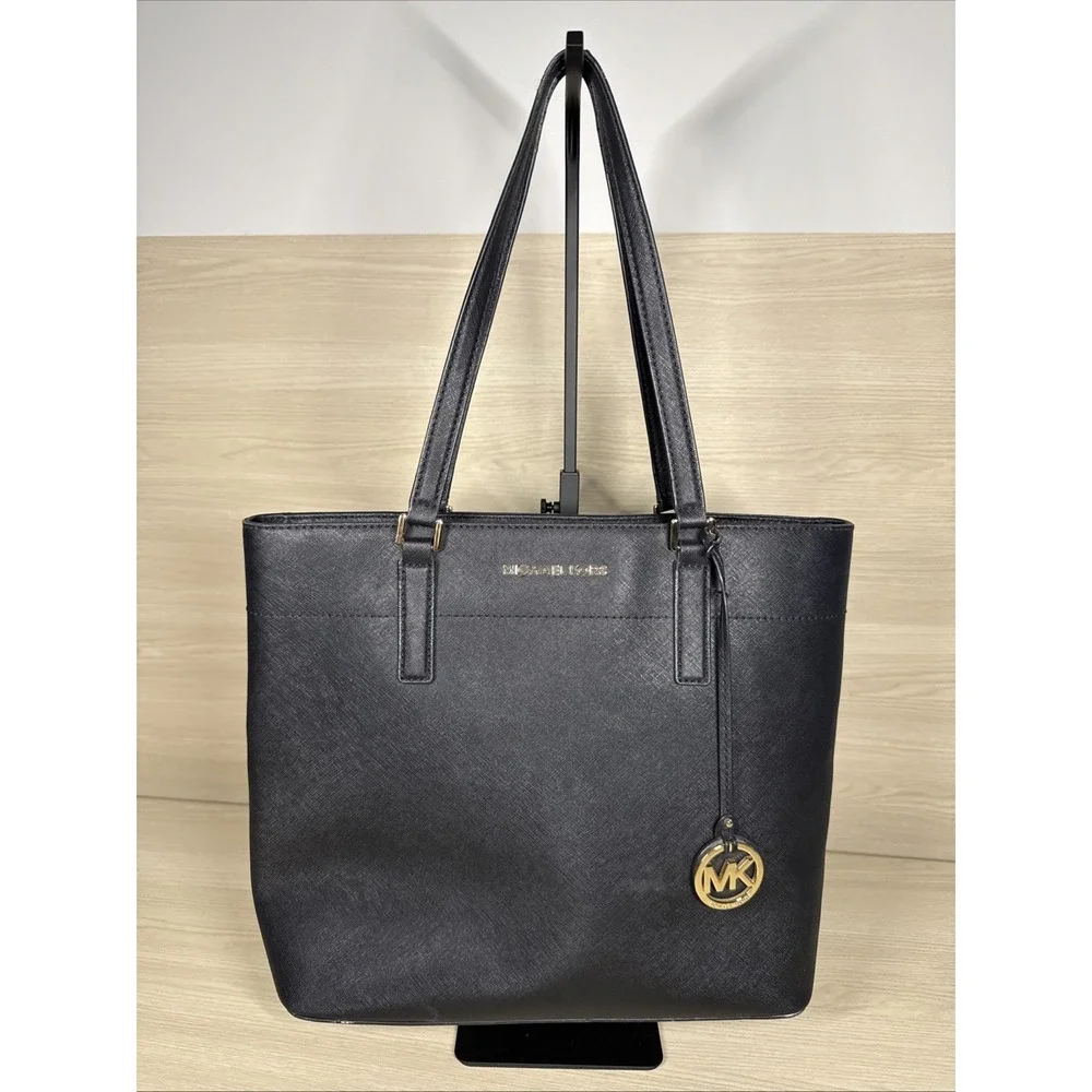 Michael Kors‎ Black Saffiano Leather Top Zip Shoulder Tote Bag